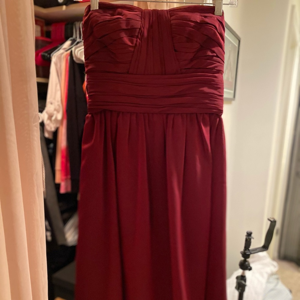 Used 1x Bridesmaid Strapless Dress! Beautiful & Fun!